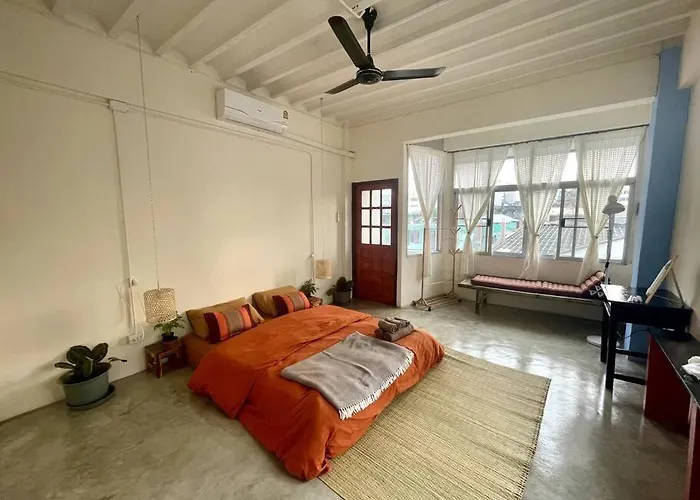 Baan Khaosoi - Private In A Rooftop 2nd Floor
