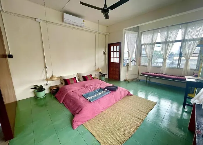 Baan Khaosoi - Private In A Rooftop 2nd Floor バンコク都