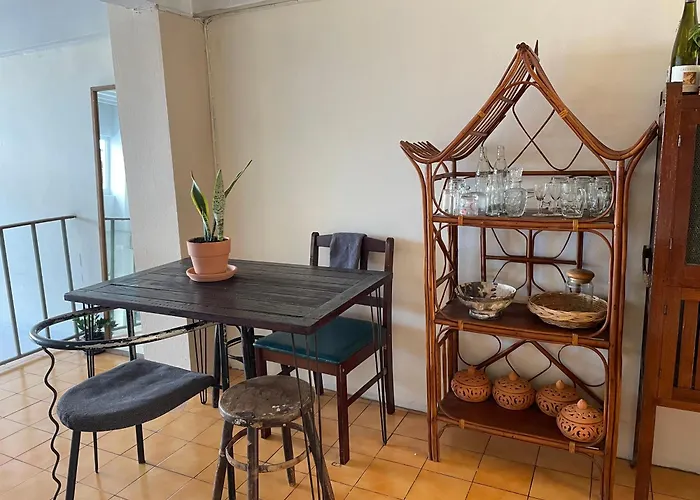Baan Khaosoi - Private In A Rooftop 2nd Floor ホステル *