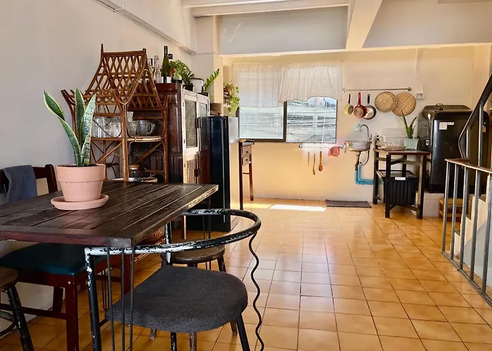 Baan Khaosoi - Private In A Rooftop 2nd Floor ホステル