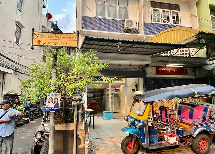 Baan Khaosoi - Private In A Rooftop 2nd Floor ホステル *